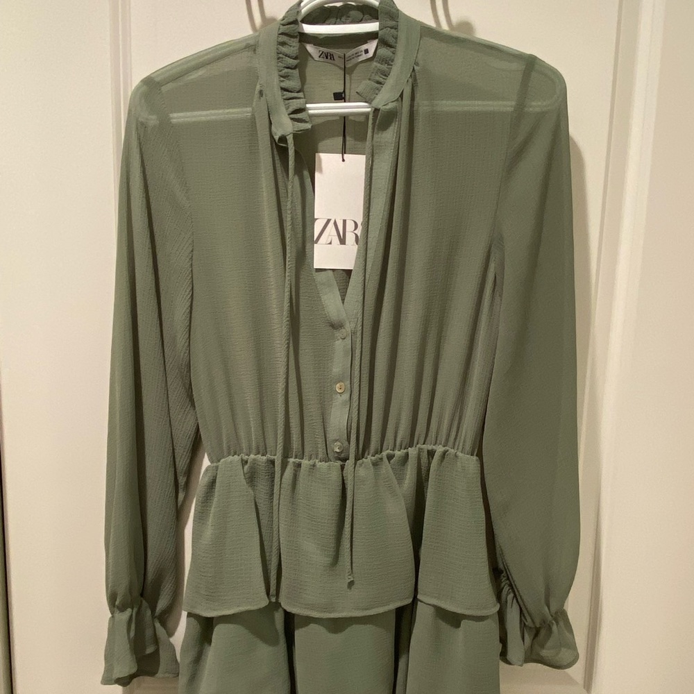 Zara Short Ruffled Dress - Picture 3 of 6